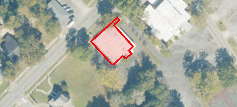 606 Academy Ave