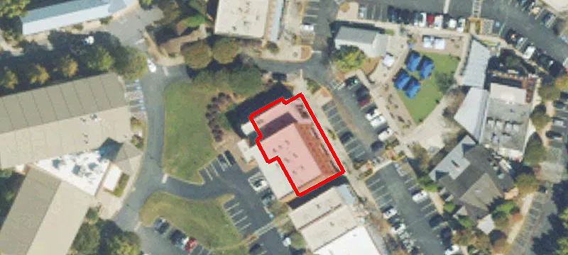 5863 Vickery Bldg, Unit 300