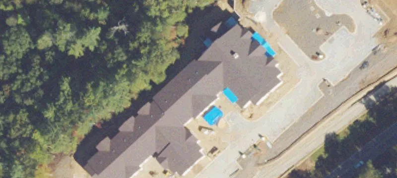 100 Villa Vis