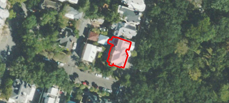 102 Hall St