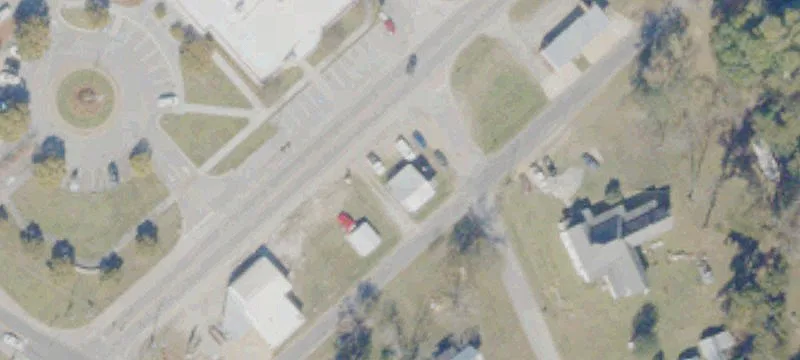 Railroad Ave