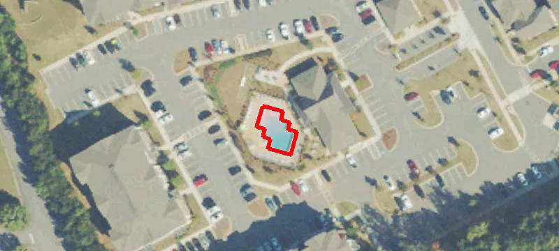 100 Lakewood Dr