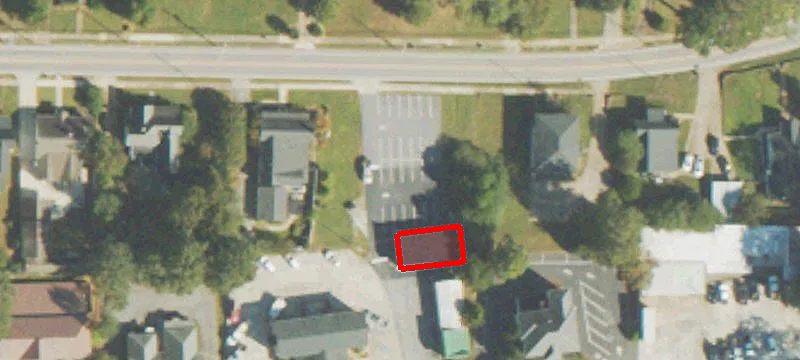 527 Cedar St