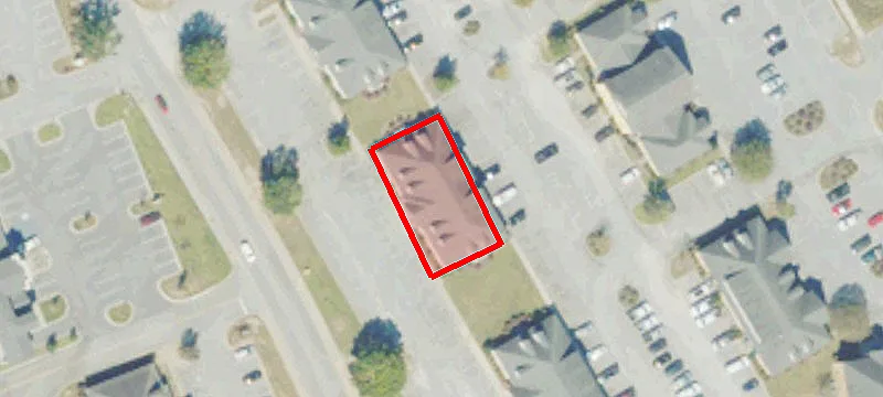 1203 Brampton Ave