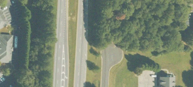 Lloyd Ave