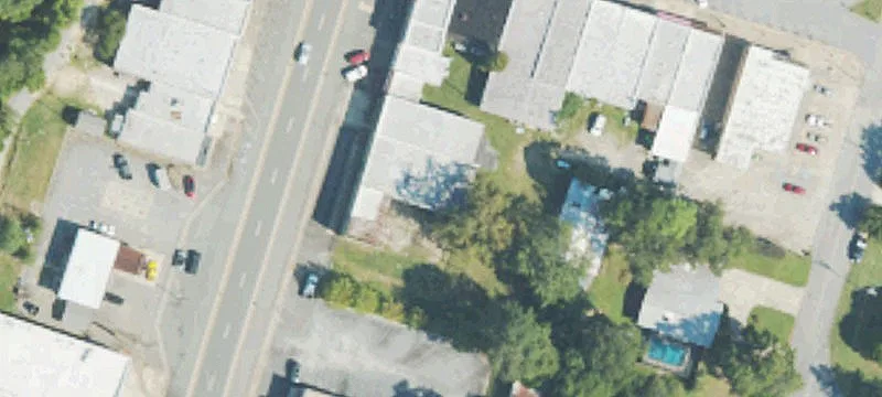 11 Broad St