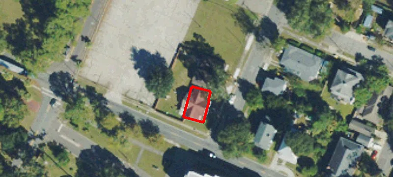 607 Lawton Ave