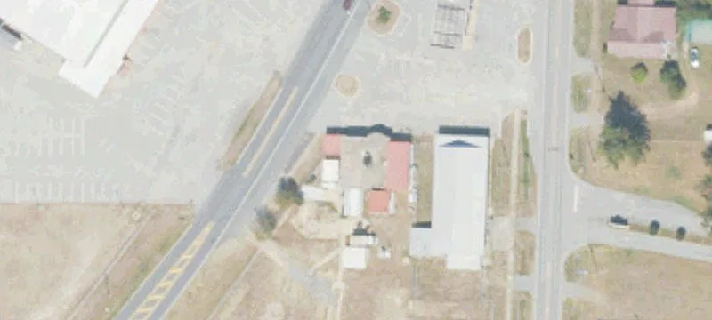807 Marianna Hwy