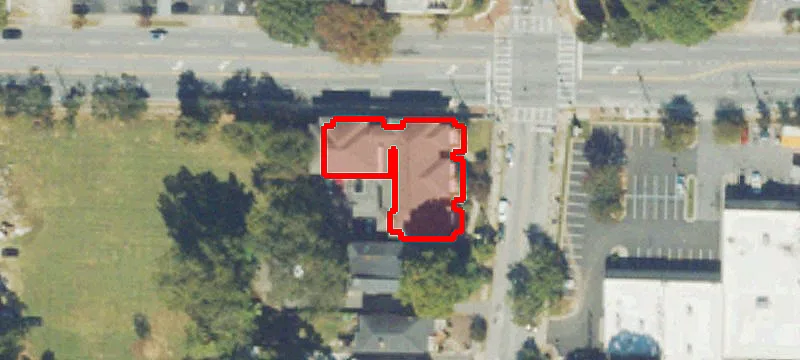 600 Pkwy NE Dr