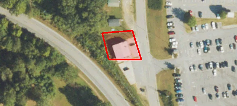 598 Main St