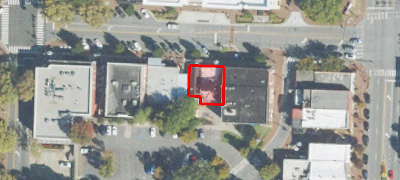 30 Milton Ave