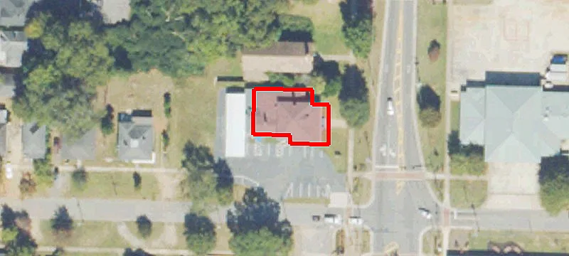 305 Hl St