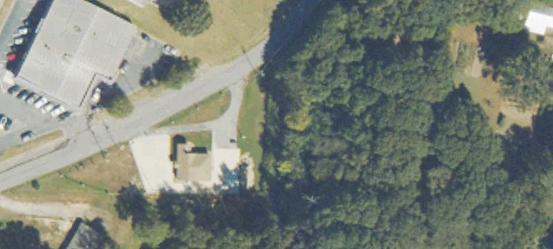 614 Denham St