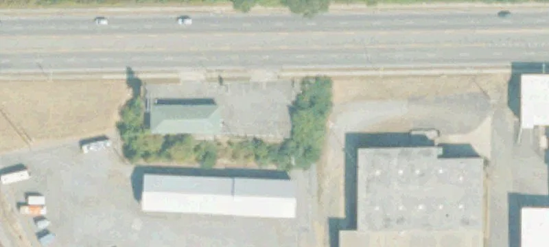 208 Walnut Ave