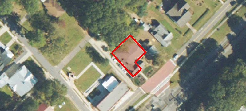593 Main St