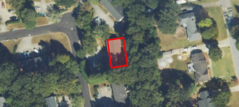 3000 Spruce Cir