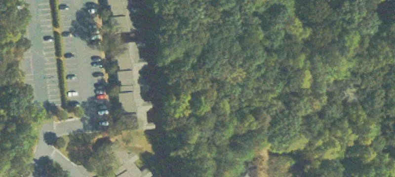 425 Riverbend Pkwy