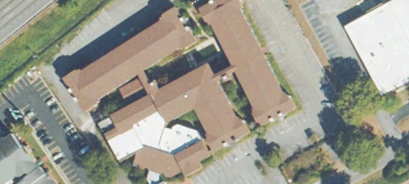 5885 Oakbrook Pkwy
