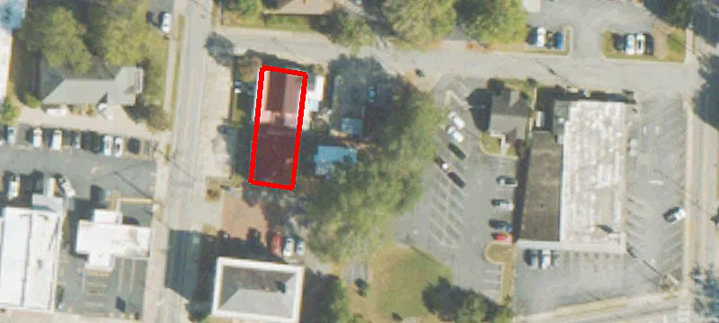107 Robinson Ave