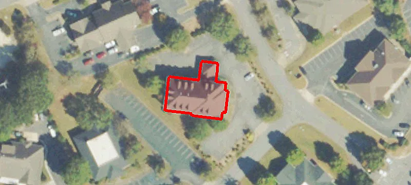 300 Hawthorne Ln