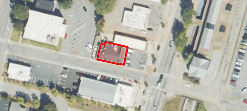 2873 Main St