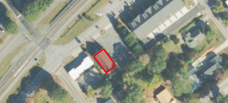 170 Main St