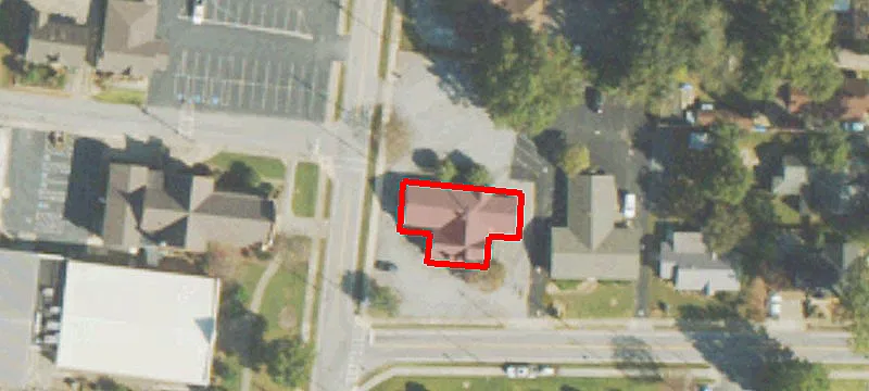 102 Cedar St