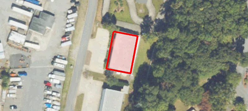715 Bascomb Commercial Pkwy