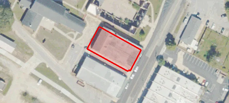 2101 Main St