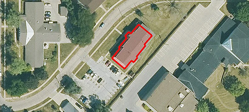 7600 Dennis Dr