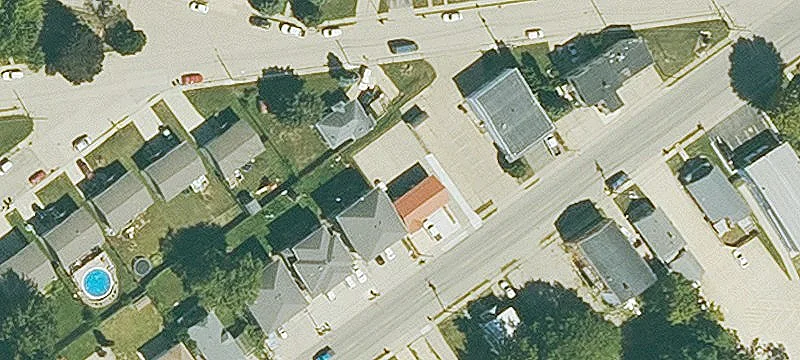 2627 University Ave