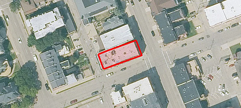 1101 Main St