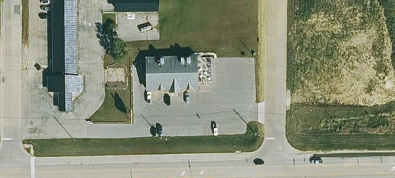 3401 Bremer Ave