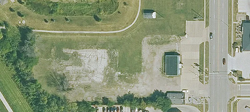718 Ankeny Blvd