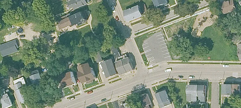 709 University Ave