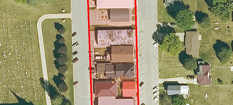 927 Main St