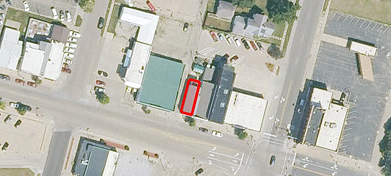 210 Main Ave