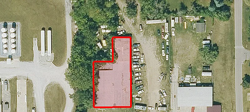 122 Willis Ave