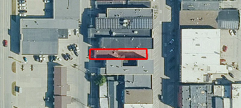 915 Main St