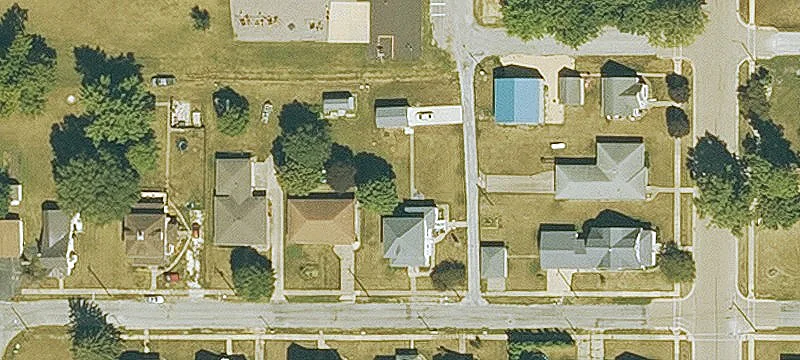 Lowden, IA 52255