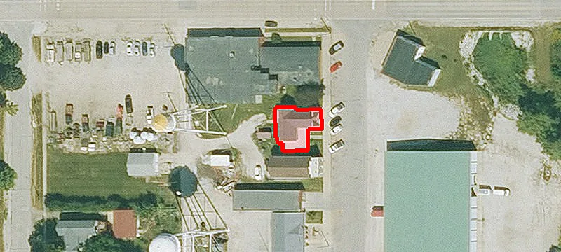 1912 Main St