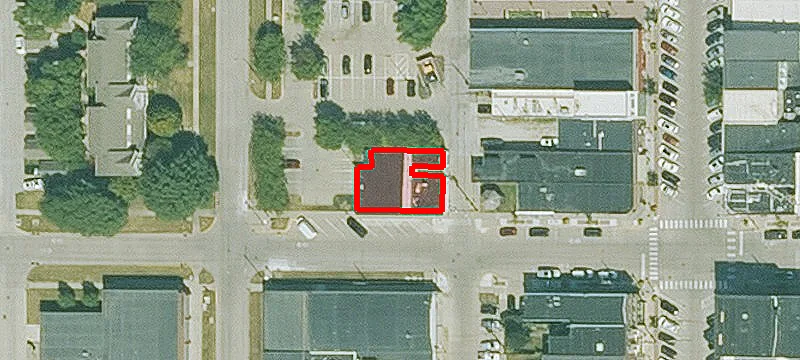 513 Maple St