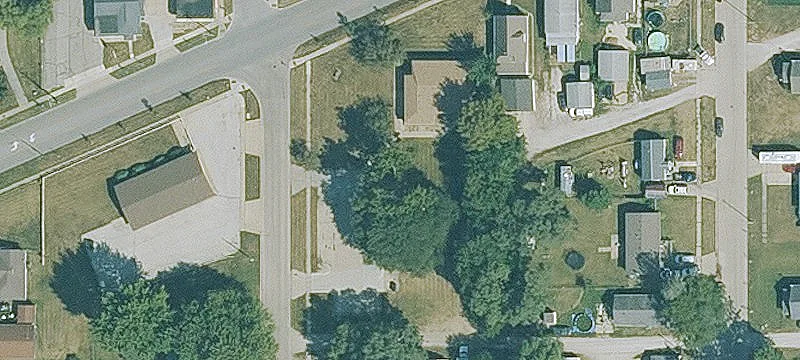 2707 Easton Blvd