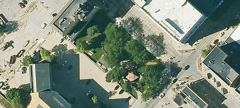 123 4th St