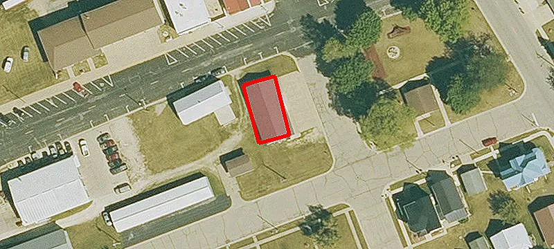 202 2nd W St