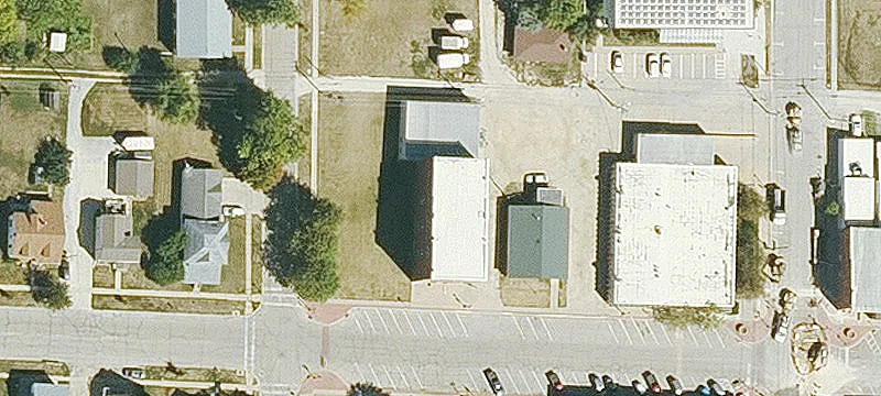 122 Main St