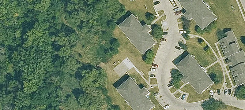 7500 Meadowlands Dr