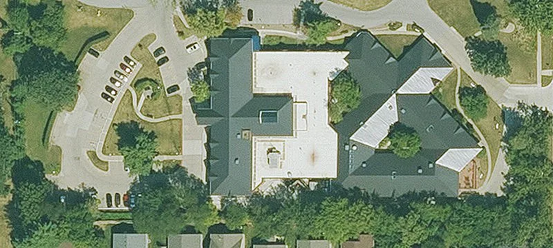 900 Polk Blvd