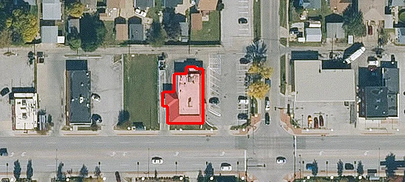 3210 Broadway