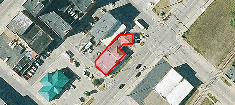 728 Commercial St